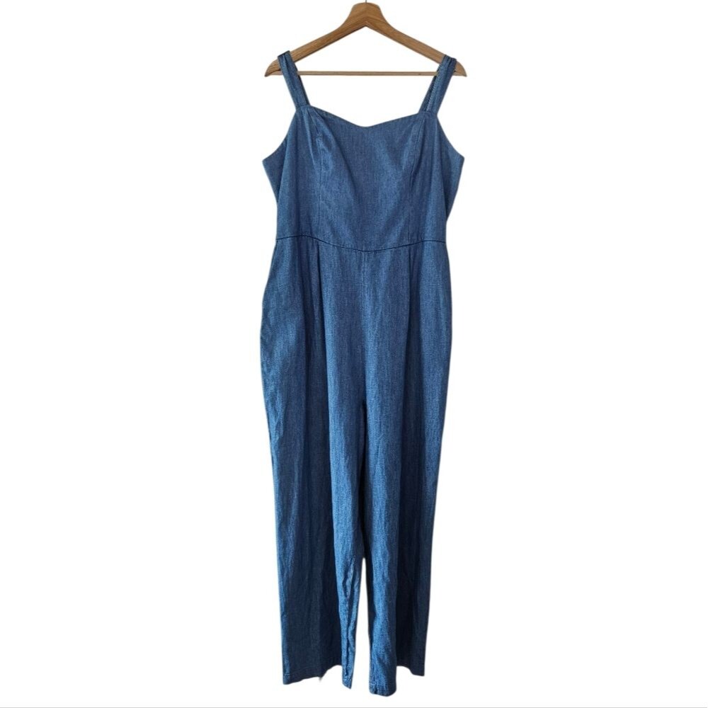 Old Navy Cami Jumpsuit Smocked Back Pockets NWT Womens Size XL